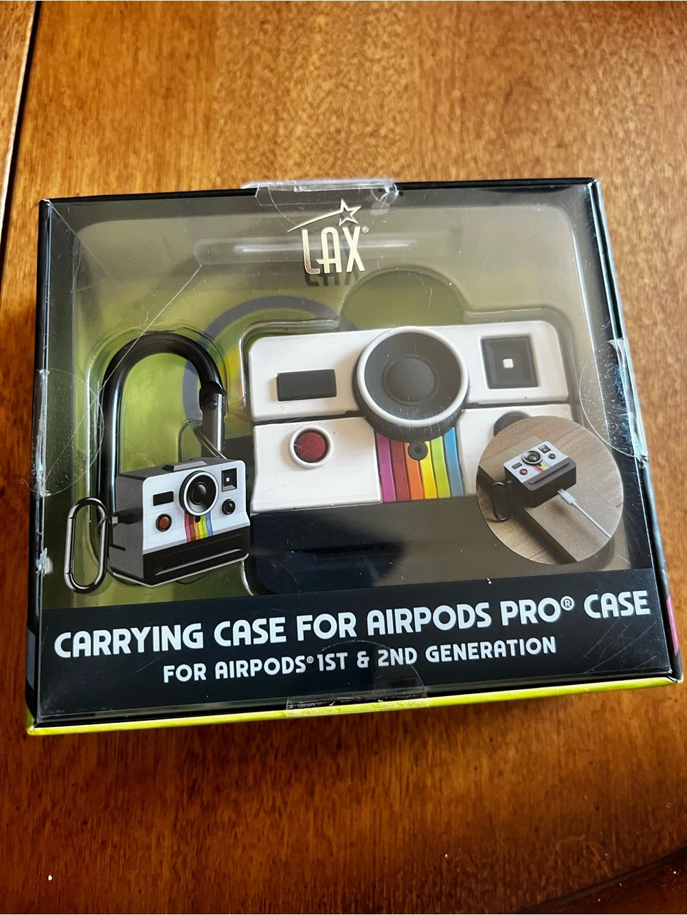 LAX Retro Camera Design Carrying Case for AirPods 1st & 2nd Gen NWOB
